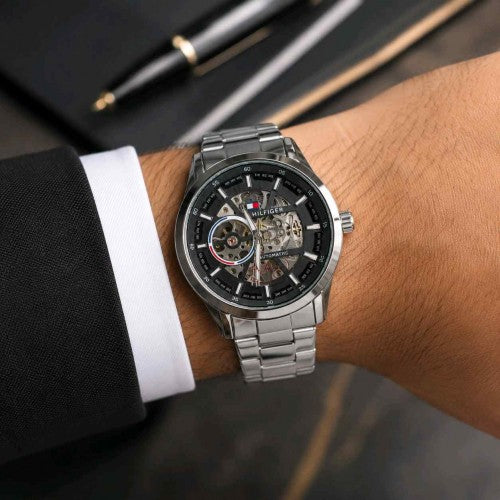 Tommy_Hilfiger automatic open heart silver Black F285