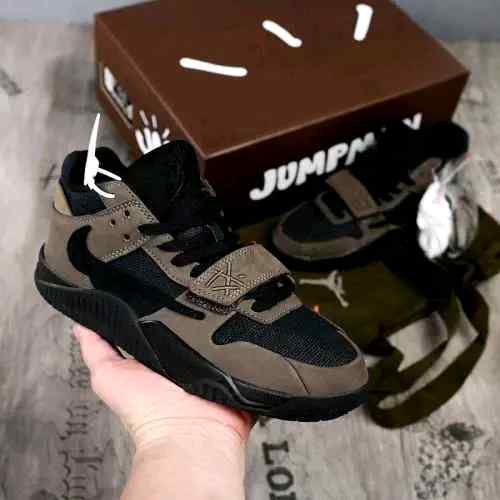 NIKkEE AIR JORDAN X TRAVIS SCOTT JUMPMAN JACK DARK MOCHA SEMI UA