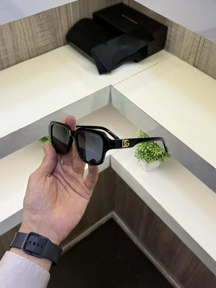 Dolc & Gabbana 6069 Premium sunglass ( Glossy Black )