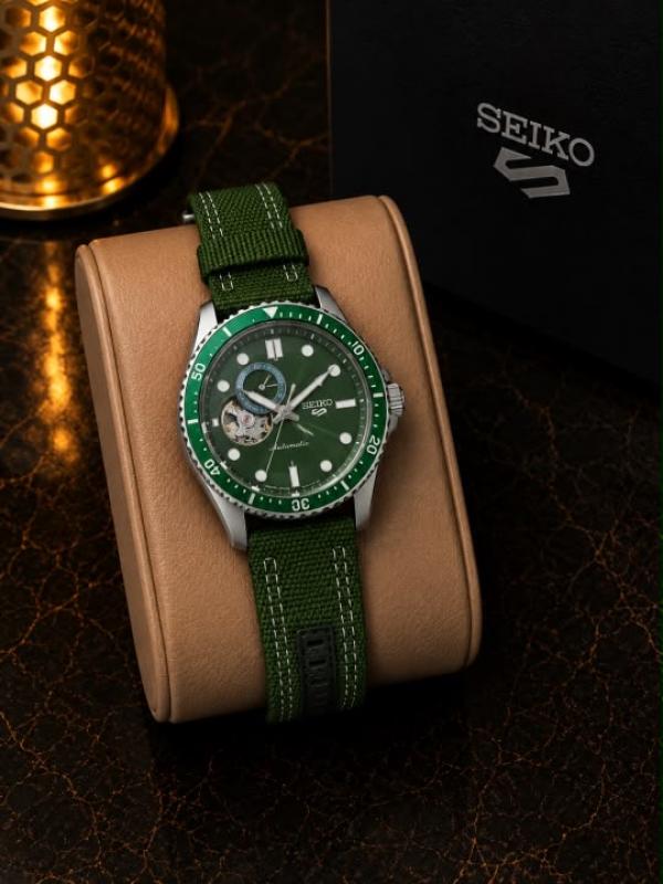 Seiko 5 Sprots Automatic