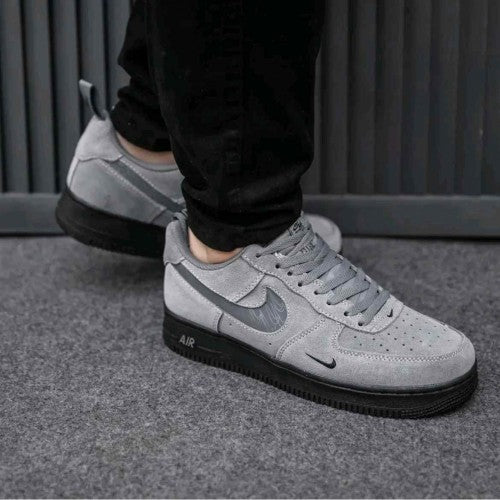 Nikkee airforce 1 07 lv8 se reflective swoosh cool grey