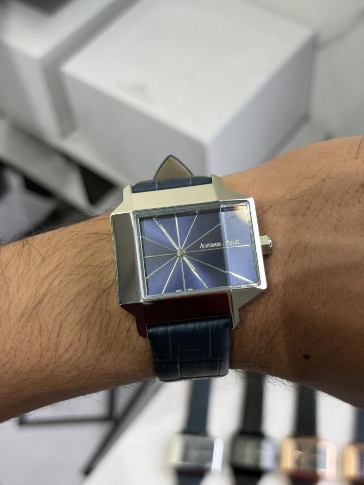 AUDEMARS PIGUE AP RE MASTER 02 SRK EDITION SILVER BLUE 868