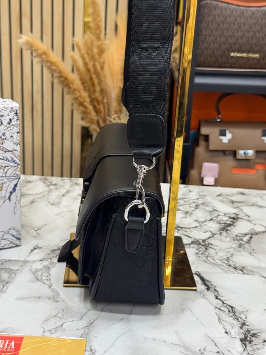 Dio Oblique Saddle Bag With Box And Dust Bag (Black) (8696)