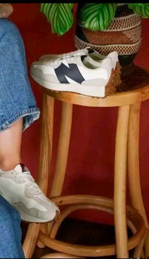 neww balance 327 WHITE NEVY