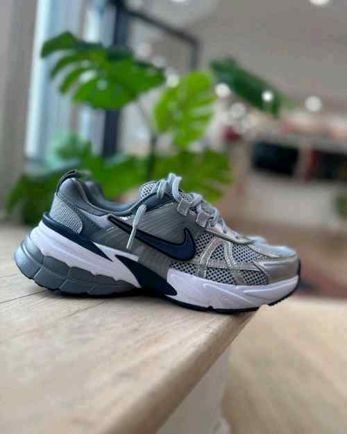 Nikkee V2K Run Wolf Grey