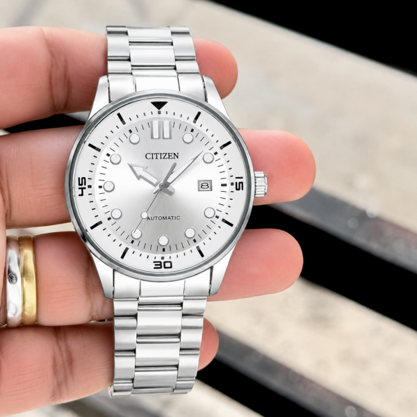 Citizen Mens Analog Quartz watch