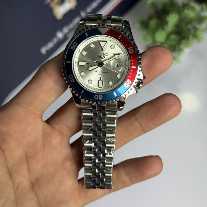 Seiko GMT Mens Quartz Watch