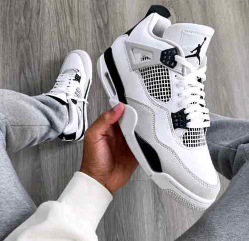 jordan retro 4 MILITARY BLACK SEMI UA