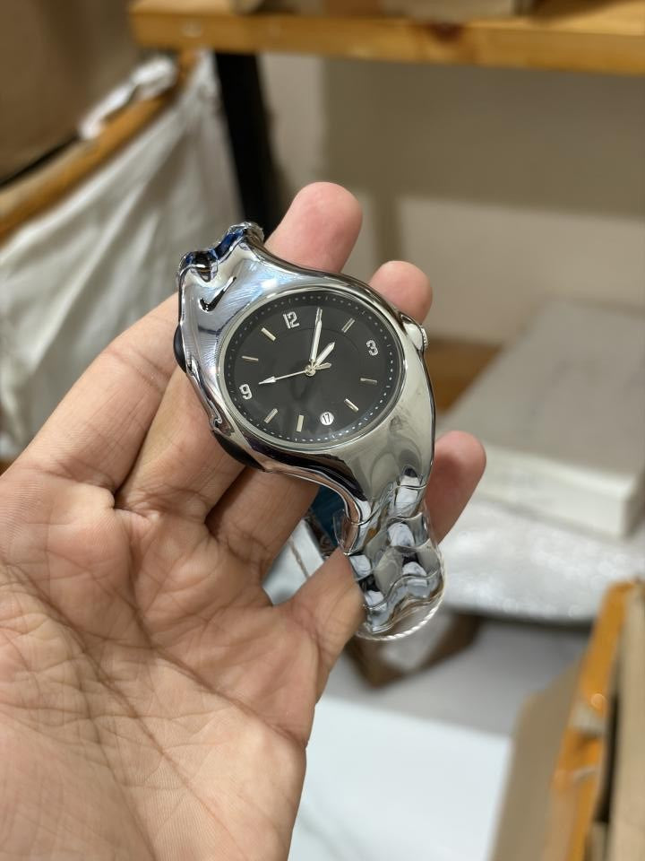 NIK KE TRIAX GLOSSY SILVER  BLACK 885
