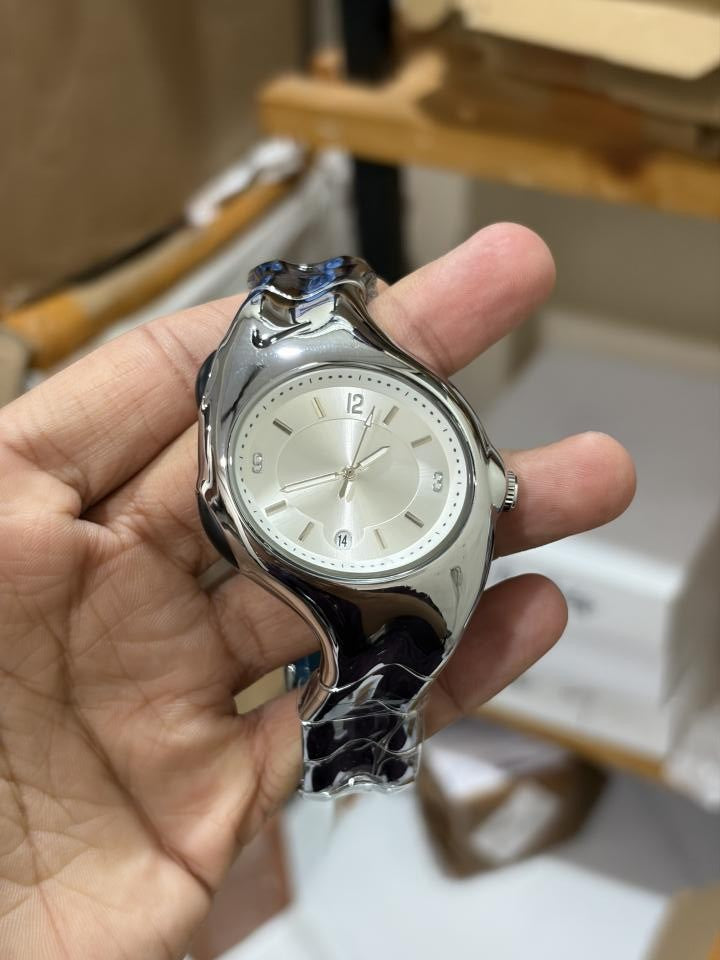 NIK KE TRIAX GLOSSY  SILVER WHITE 891