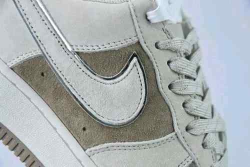 NIKkEE AIRFORCE 1 LOW AKIRA 2025