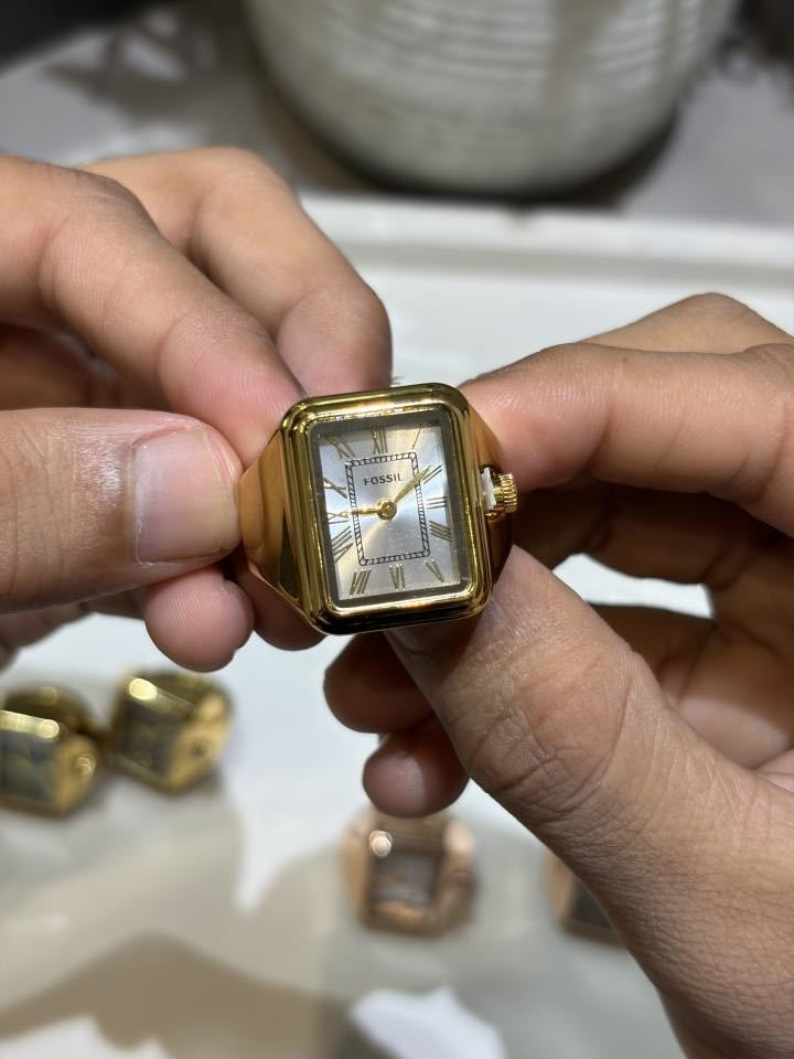 FOSSIIL RAQUEL RING WATCH UNISEX R-11