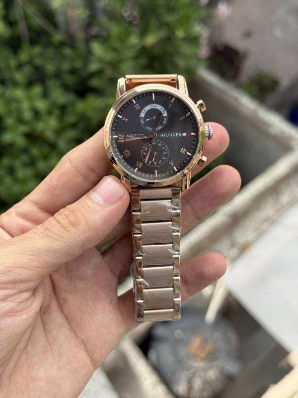 Tommy Hilfige Day Date Chronograph ( 1st Quality )