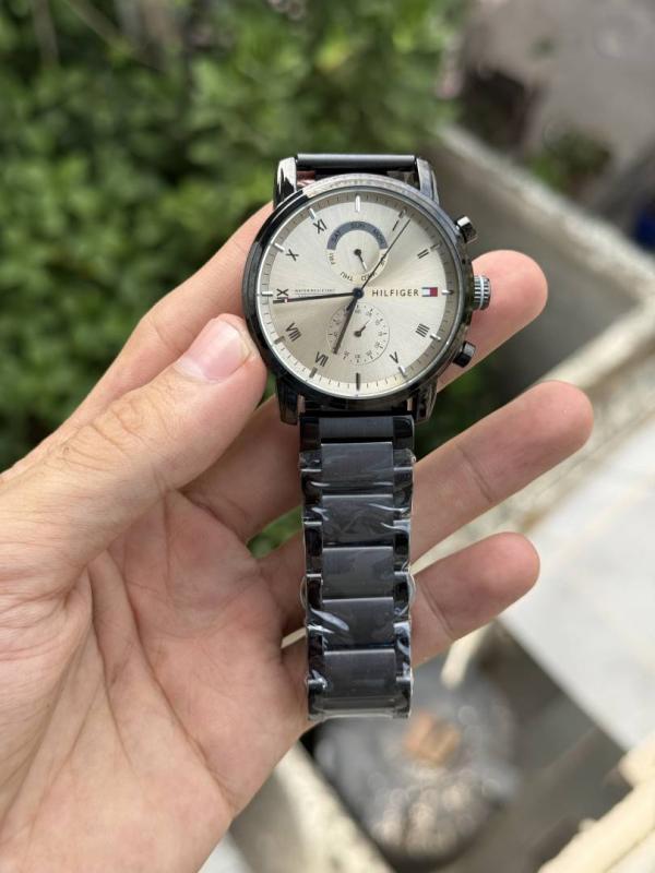 Tommy Hilfige Day Date Chronograph ( 1st Quality )
