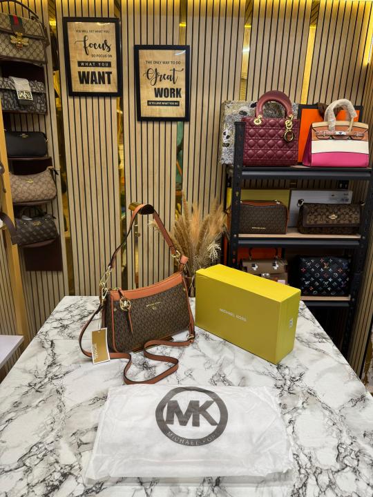 Michael kor Jet Set Logo Crossbody Shoulder Bag With Box And Dust Bag (Brown)
