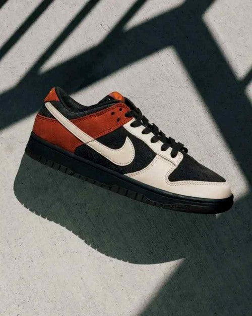 Nikkee Dunk Low Red Panda Brown Suede