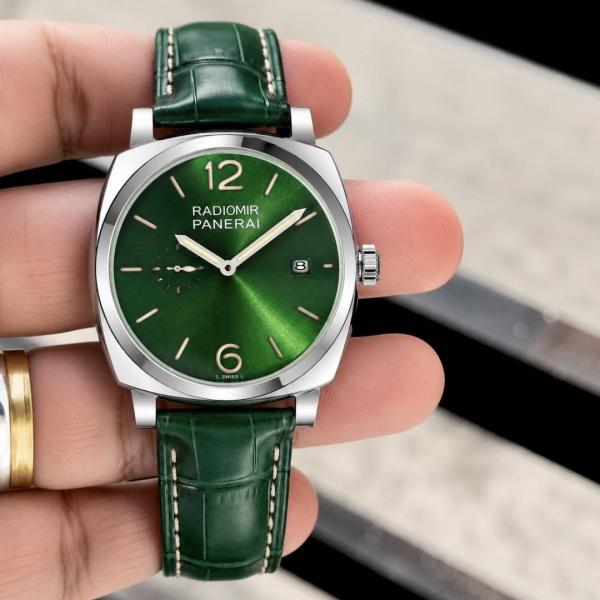 Panerai Radiomir Men Watch