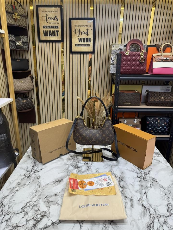 Loui Vuitton Mini Loop Monogram Empreinte Chain Shoulder Bag With Box & Dust Bag (Black) (M25223)