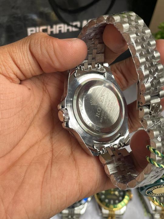 ROLEEX GMT MASTER 2 SILVER PEPSI BLACK DIAL AT462