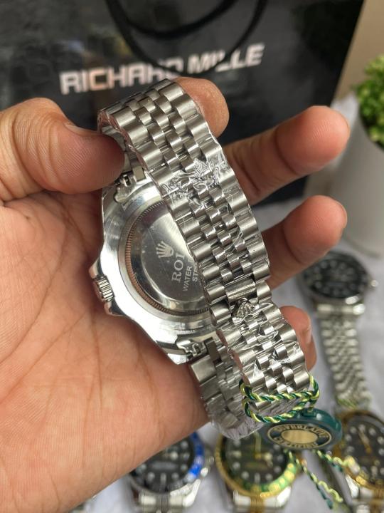 ROLEEX GMT MASTER 2 SILVER PEPSI BLACK DIAL AT462