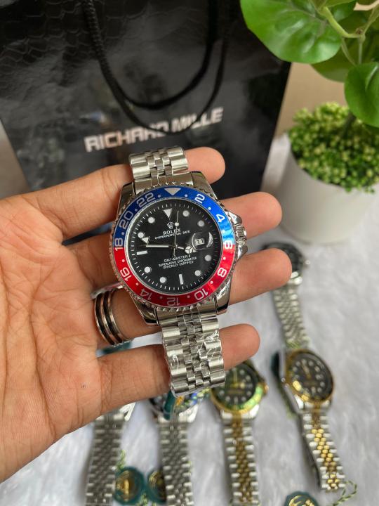 ROLEEX GMT MASTER 2 SILVER PEPSI BLACK DIAL AT462