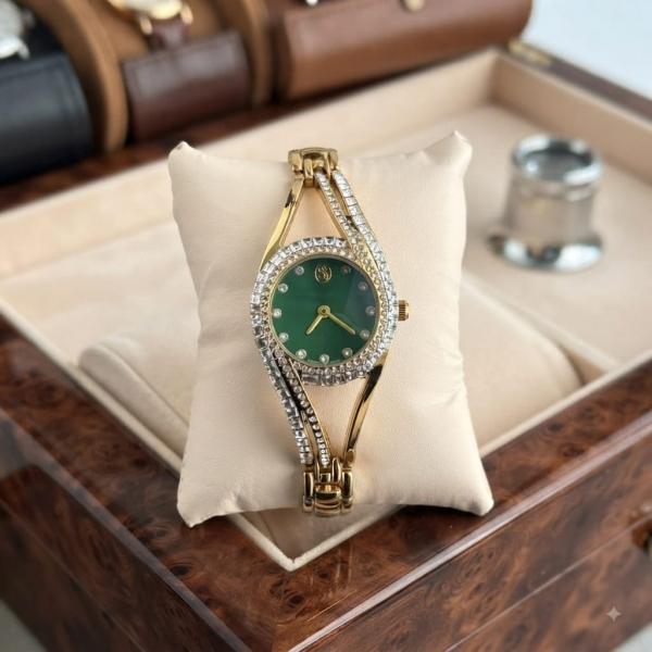 SWAROVSKKI HYPER BOLA DIAMOND EDITION 902