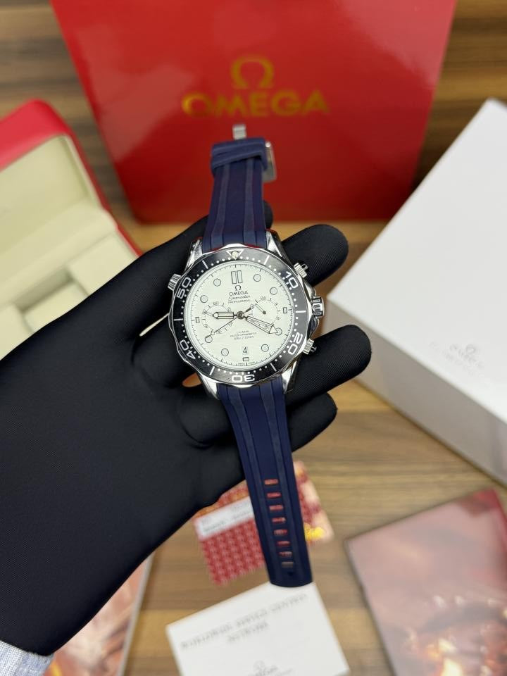 OMEGG A SEAMASTER DIVER 300M