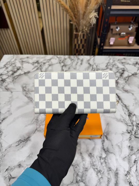 LOUI VUITTON PREMIUM WALLET WITH OG BOX AAA60017 [ WHITE STYLE ]