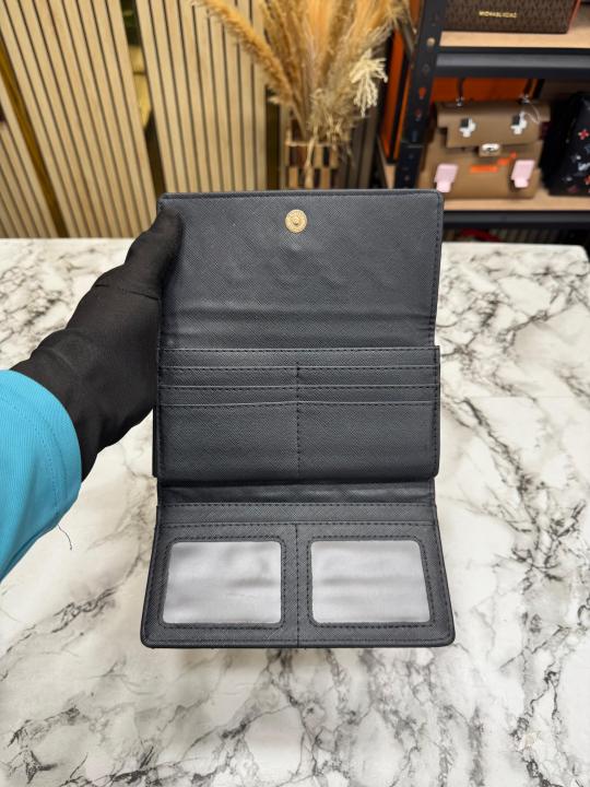 CHANE PREMIUM LONG WALLET WITH OG BOX 2050 ( BLACK)