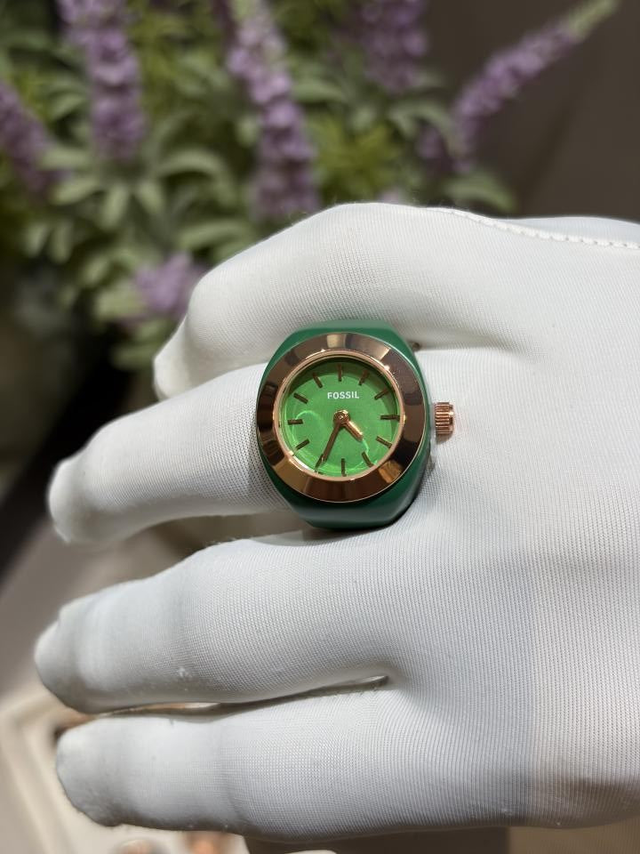 FOSSIIL UNISEX RING WATCH R-18