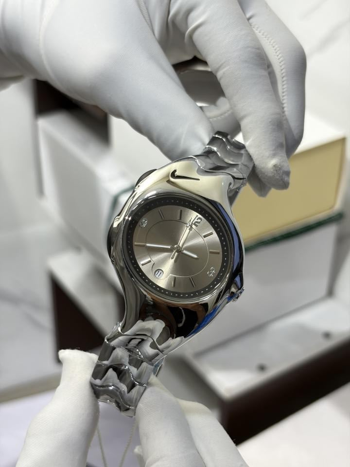 NIK KE TRIAX GLOSSY SILVER GREY 892