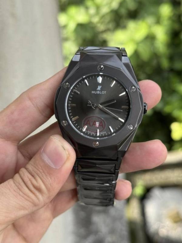 Hublot Bigbang Quartz Metal Black