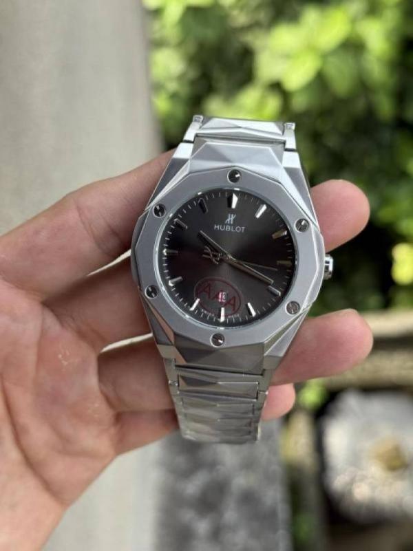 Hublot Bigbang Quartz Metal Grey