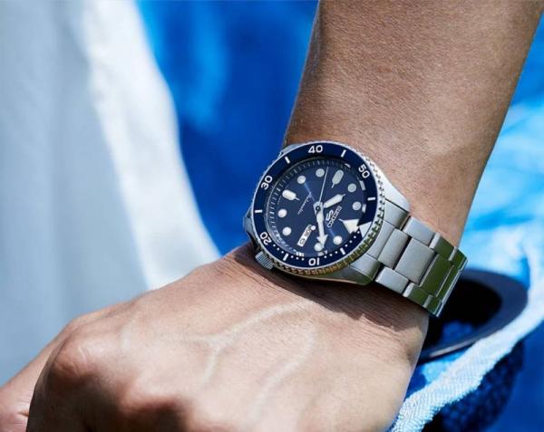 Seiko 5 Sports Automatic silver Blue