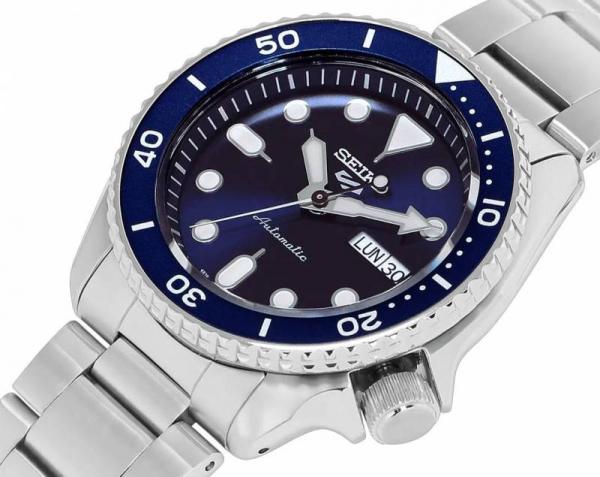 Seiko 5 Sports Automatic silver Blue