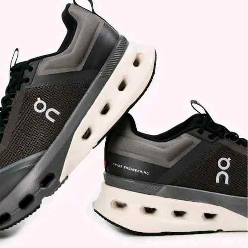 ON Cloud nova X Trainers