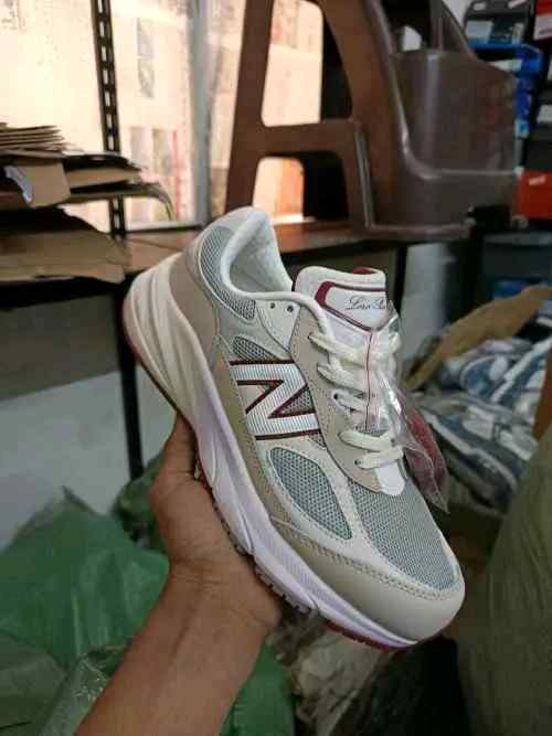 neww balancee 990 Beige Loro Piana