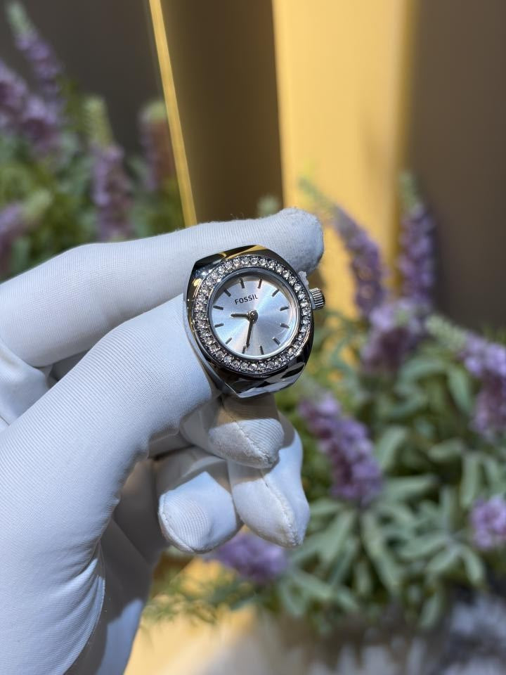FOSSIIL DIAMOND UNISEX RING WATCH R-24