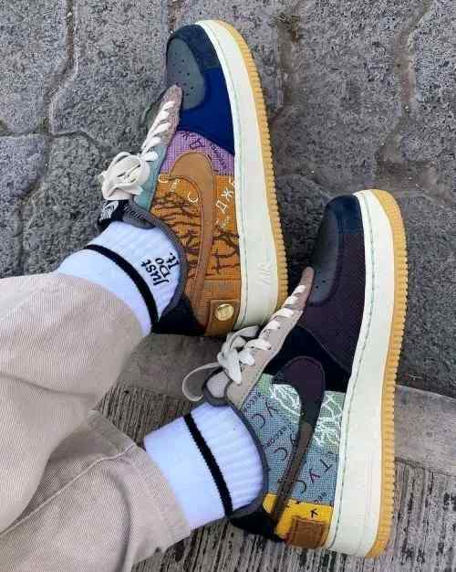 Nikkee AirForce 1 Low Travis Scott Cactus Jack Semi UA