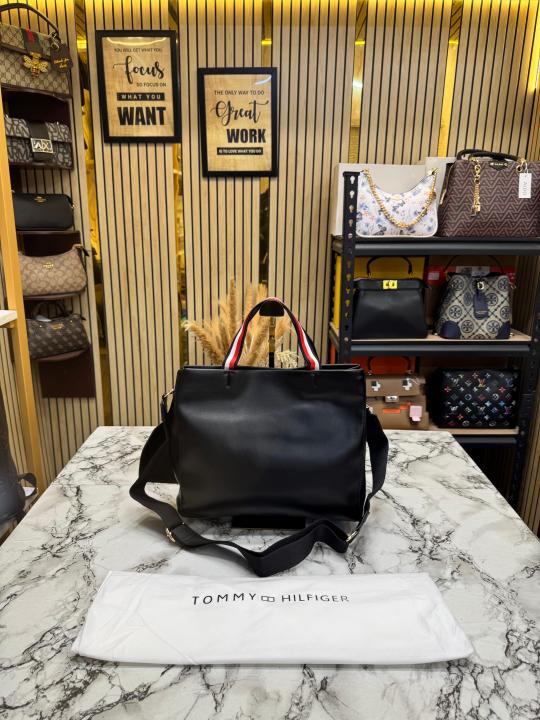 Tommy Hilfige Large Tote Bag With Shoulder Strap Black (1008)