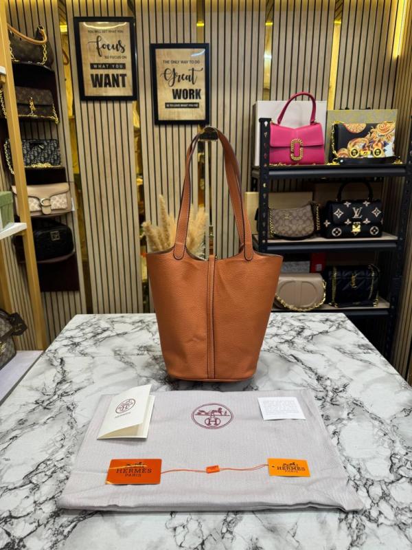 Hermees Picotin Lock Style Leather Tote Bag With Dust Bag (Brown)