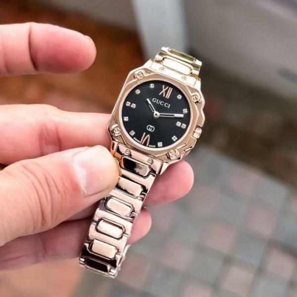 Gucc Ladies Diamond watch