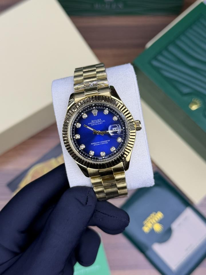 ROLEE X DATE JUST