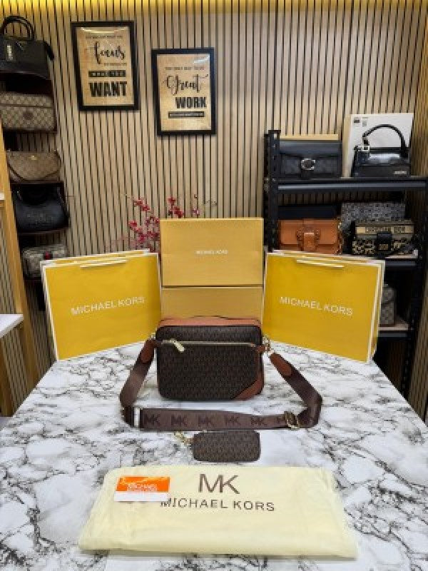 Michael_kor camera jet set combo with og box and dust bag premium quality (BROWN) M996