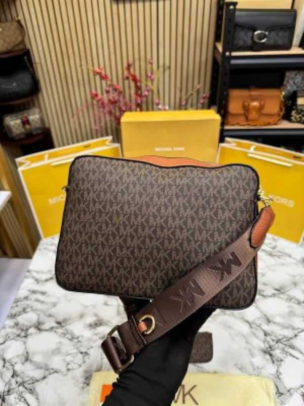 Michael_kor camera jet set combo with og box and dust bag premium quality (BROWN) M996