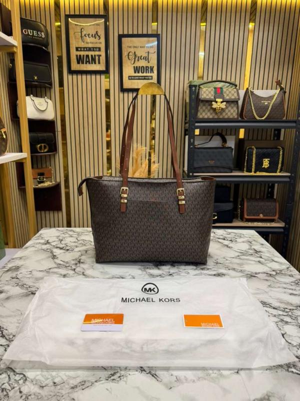 Michael Kor Jet Set Zip Logo Large Tote Bag With Dust Bag (M04)
