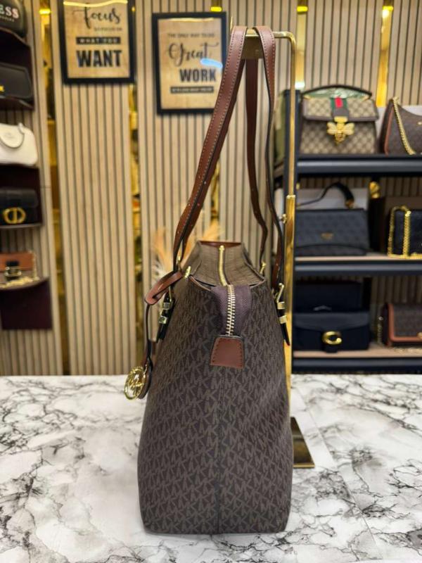 Michael Kor Jet Set Zip Logo Large Tote Bag With Dust Bag (M04)