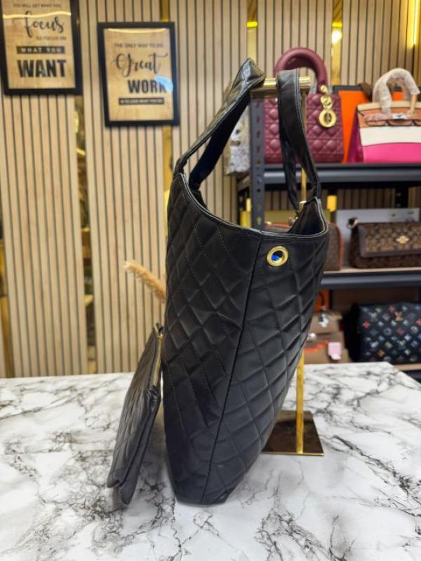 Yve_s Sain t Laurent YSL Maxi Tote Bag Wit atching Wallet Includes Dust Bag (Black)