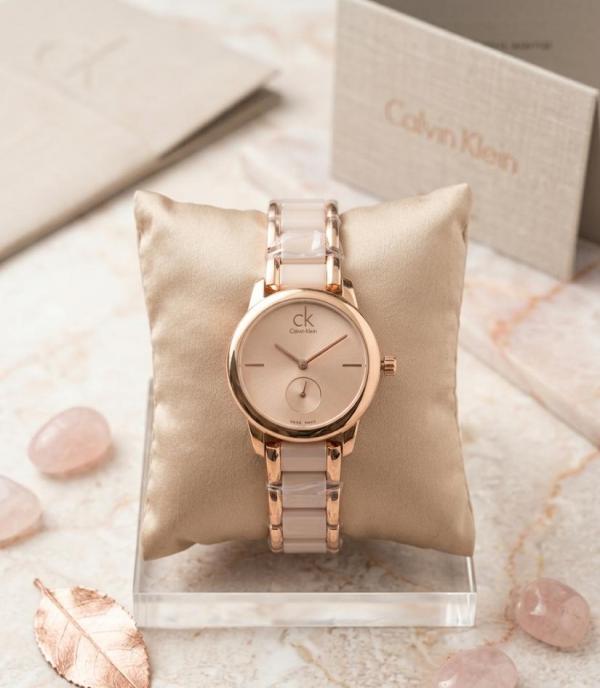 Calvii_n Klein Cheers Pink