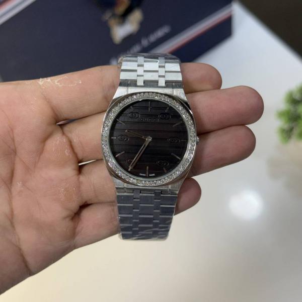 Gucc 25H Mens Premium watch
